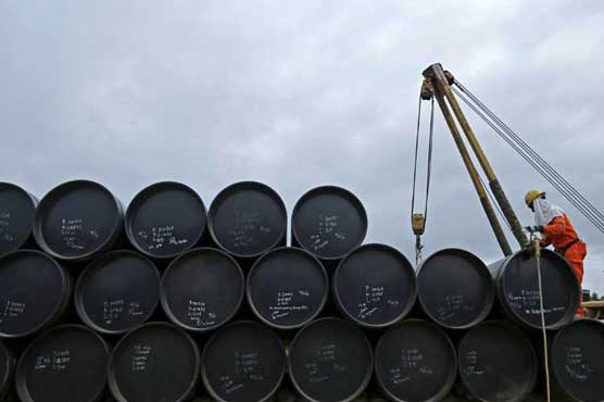 Crude oil sees 11-year low with $36.33 a barrel