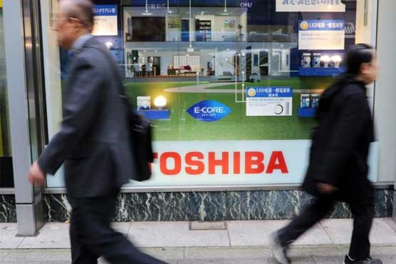Toshiba leads losses in Tokyo stocks