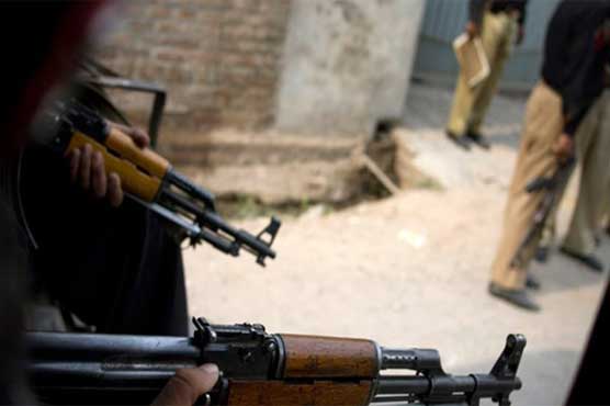 Two shot dead by unidentified assailants in Peshawar