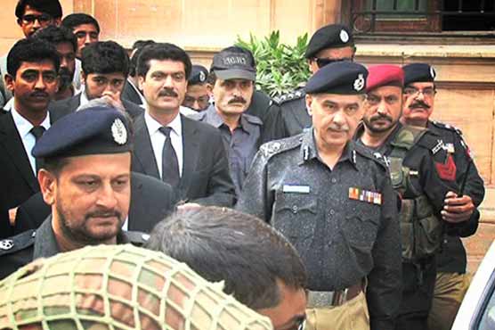 Lawyers argue against IG Sindh, others' indictment in contempt of court case