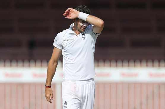 England's Anderson out of first S. Africa Test