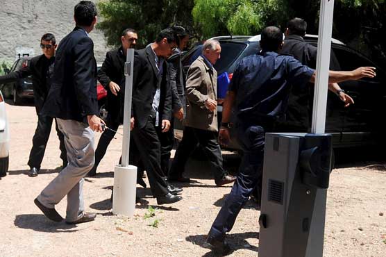 Football: FIFA ex-VP Figueredo jailed pending Uruguay trail