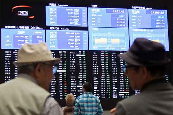 Tokyo stocks rise by break as Yen weakens, oil rebounds