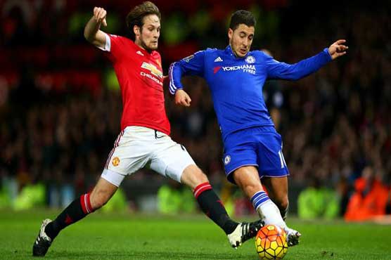 Football: Man Utd give Van Gaal respite in Chelsea draw