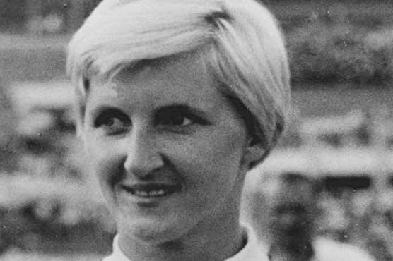 Athletics: Former Olympic long jump champion dies