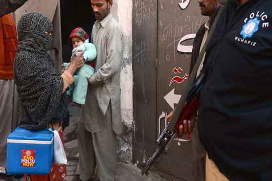 One day anti-polio drive kicks off in Peshawar
