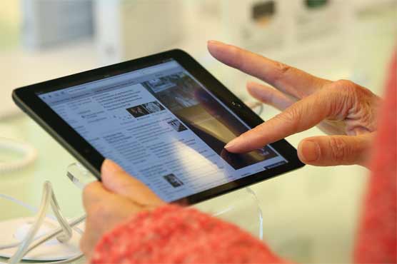 Tablet sales show more signs of cooling 