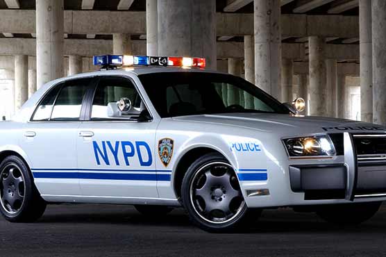 New York: Police officer charged with assault