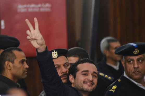 Egypt sentences 230 anti-Mubarak activists to life