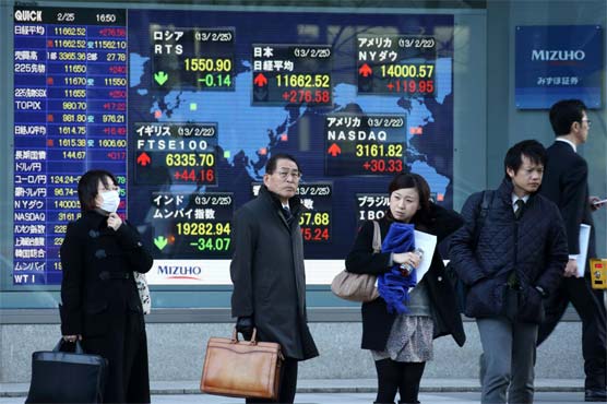 Asia stocks muted as jobs data awaited, Greece risk rises