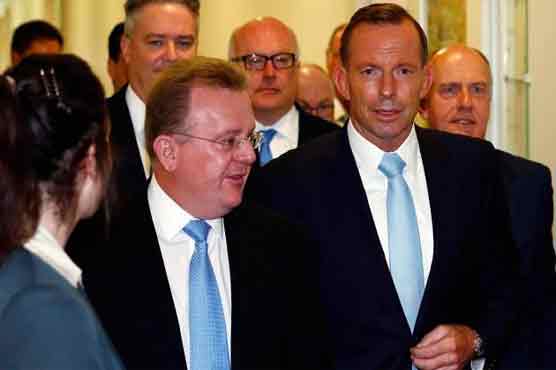 Australian PM Abbott survives bid to unseat him