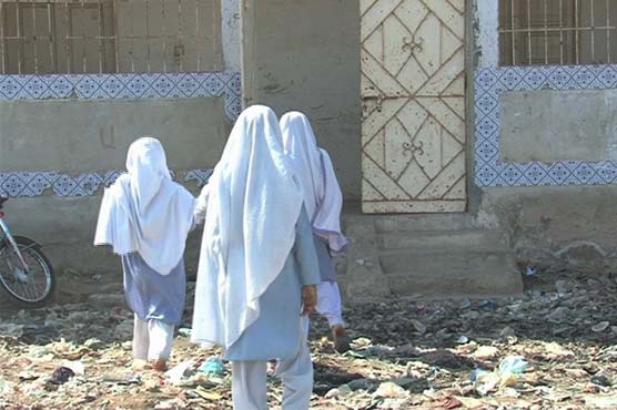 Karachi: Govt's negligence turns school into junkyard