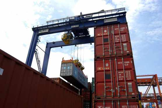 India's economy forecast to grow 7.4 percent