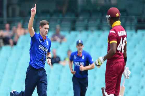 Five-for Woakes crushes West Indies in warm-up