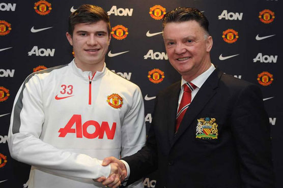 Football: McNair signs new Man United contract