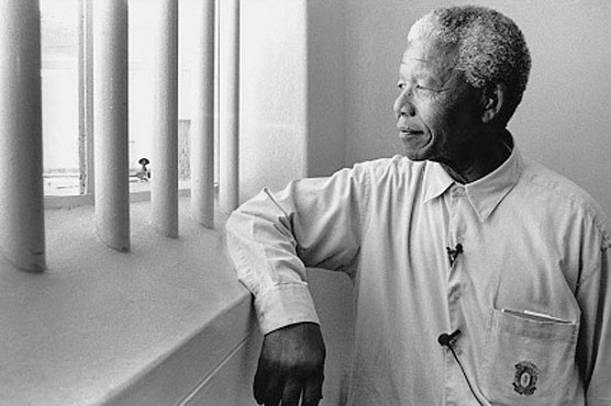 Mandela 'went missing' for a cup of tea the day he left prison