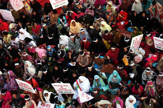 Karachi: MQM supporters come out in solidarity with Altaf Hussain
