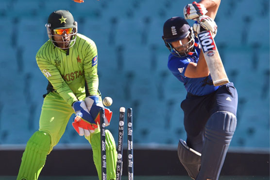 England set 251 runs target against Pakistan in WC warm-up match