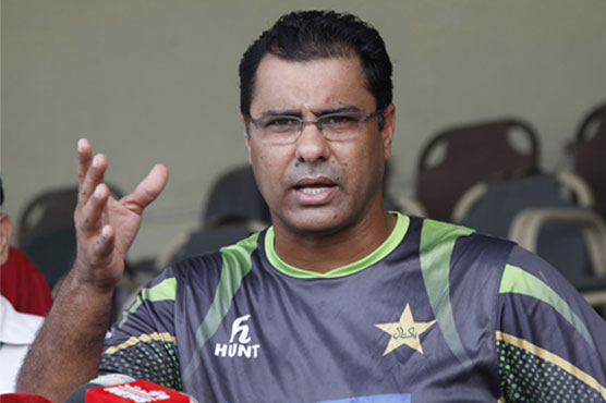 Waqar hopes struggling Younis Khan comes good