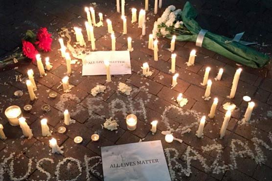 Thousands of people attend vigil at Chapel Hill to pay tribute to 3 murdered Muslims