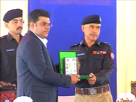 Bahria Town distributes Rs 1 mn, plot each to families of Sindh police martyrs