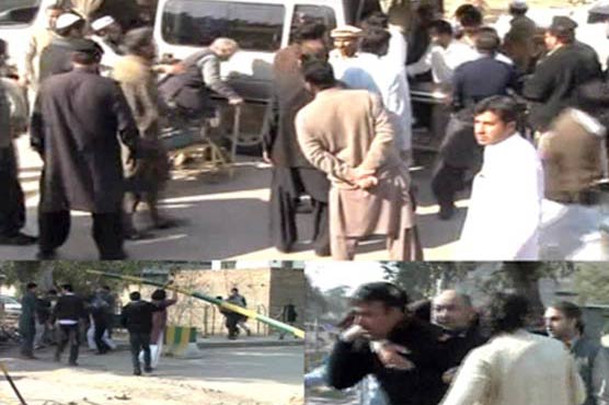 LIVE- Hayatabad: Blast outside imambargah kills 19, many injured
