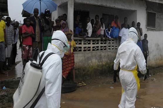 Sierra Leone locks down 700 homes after Ebola death: govt