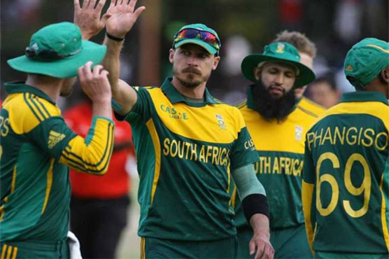 South Africa seek kick-start against improving Zimbabwe