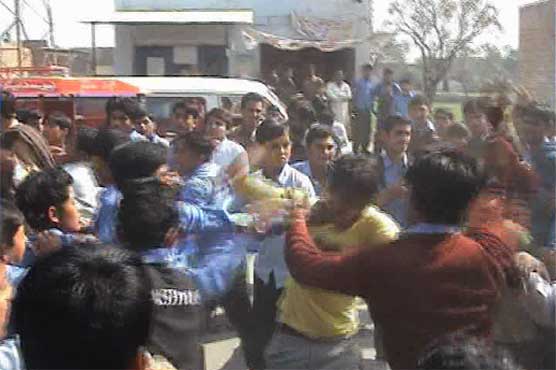 Boy beaten up for trying to present flower to girl on Valentine's Day