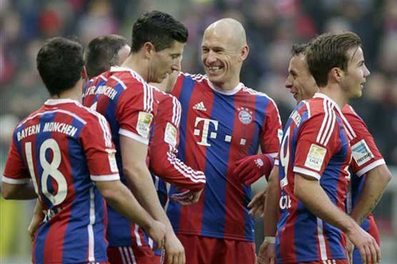 Bayern routs Hamburg 8-0; Wolfsburg beats Leverkusen 5-4