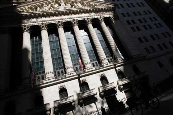 US stocks edge lower, bringing market below a record high