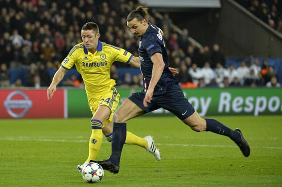 Chelsea condemns racist Paris train fans 