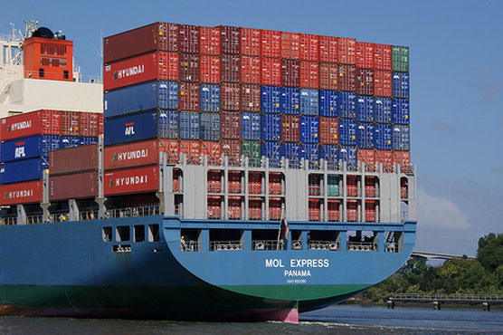 Freight shipping prices sink on oversupply, China slowdown