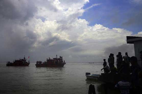 Sixteen dead as Bangladesh ferry sinks, search for missing