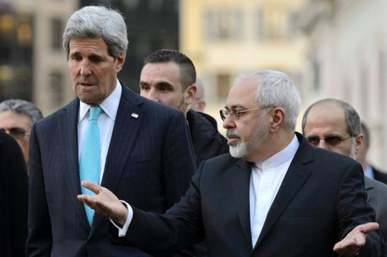 Kerry, Zarif work to close gaps in Iran nuclear talks