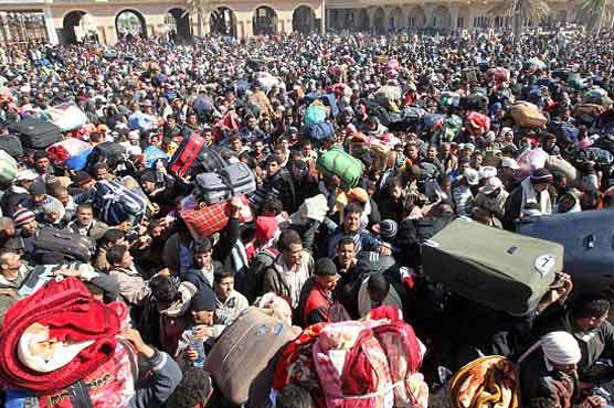 15,000 Egyptians flee Libya after warning