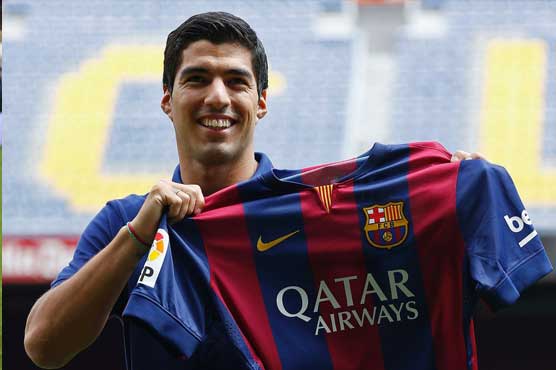 Suarez back in England as 1 of the supporting cast at Barca