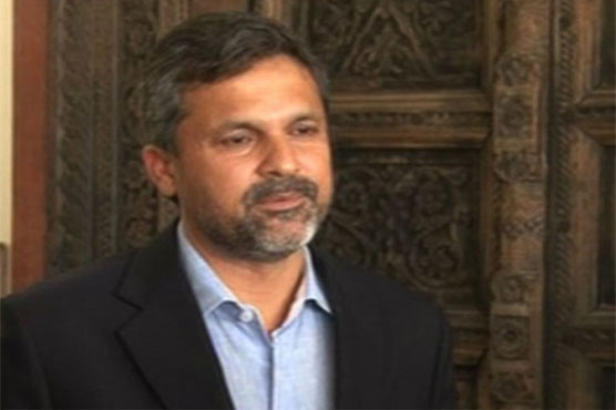 Moin Khan apologizes to nation over casino visit