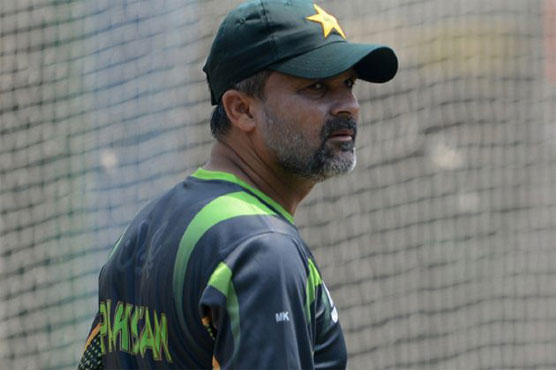 Lahore court admits petition seeking registration of case against Moin Khan