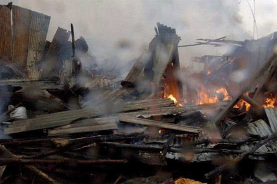 Karachi: Fire erupts at slum area of Gulshan Iqbal