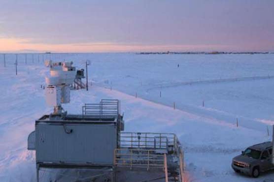 Scientists witness carbon dioxide trapping heat in air