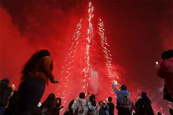 Dubai lights up 2015 with light and sound extravaganza