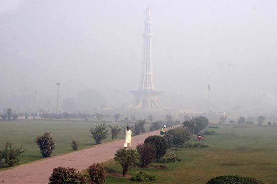 Dense foggy conditions likely to reduce over plain areas of Punjab