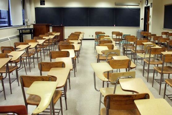 Karachi: Schools' registration suspended for remaining open in vacations