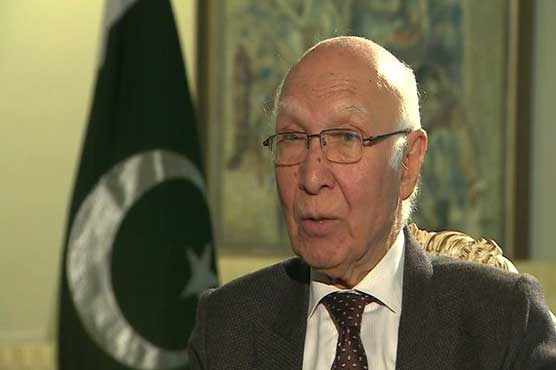 Sartaj Aziz demands India to investigate killing of 2 Rangers