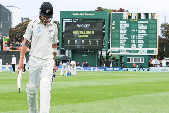 New Zealand 192-7 at tea against Sri Lanka