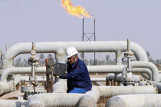 Iraq oil exports soar but low prices hit revenue