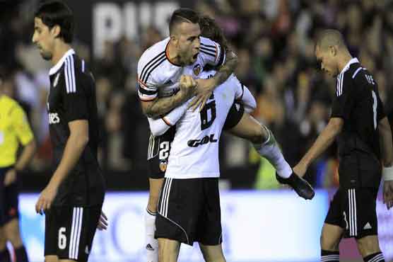 Football: Valencia end Real Madrid's 22-match winning run