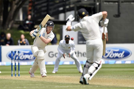 Sri Lanka tighten grip on 2nd New Zealand Test 