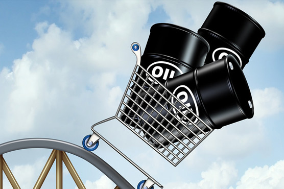 Oil dives to new five-year lows